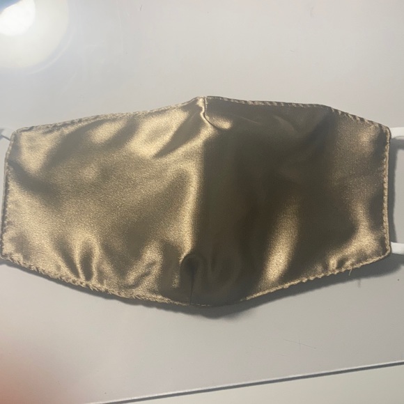 Light brown silk face mask - Picture 2 of 2